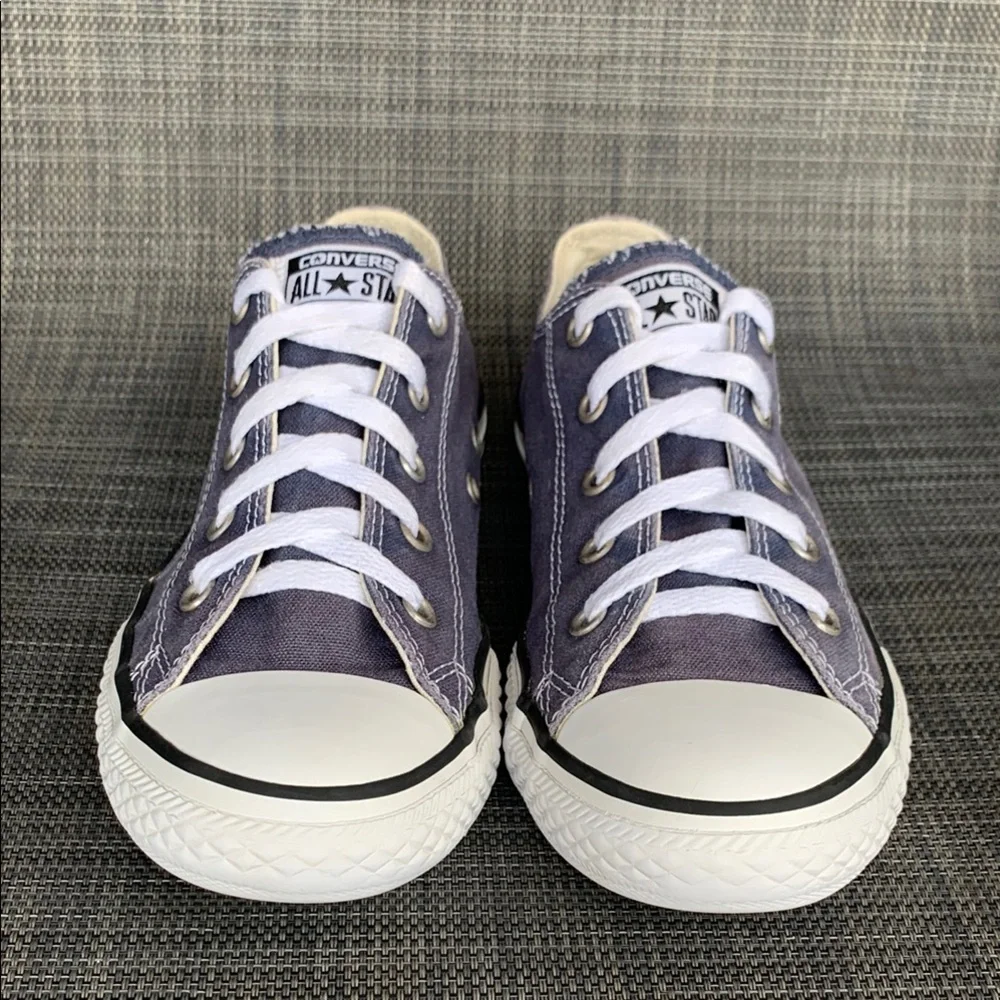 Converse Chuck Taylor All Star Classic Low top Blue Sneakers youth kids size 3